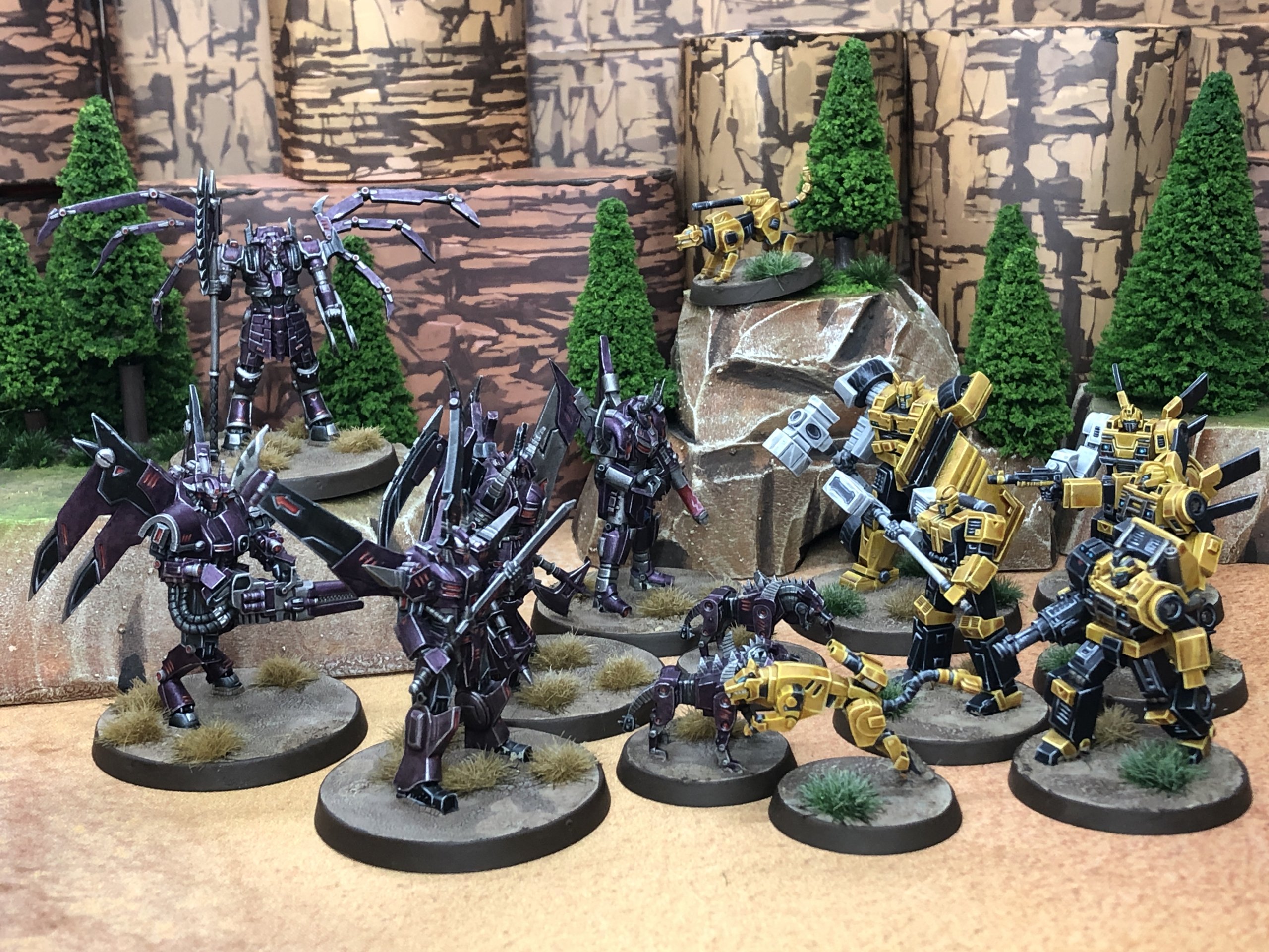 Bot War miniatures battling across a tabletop city